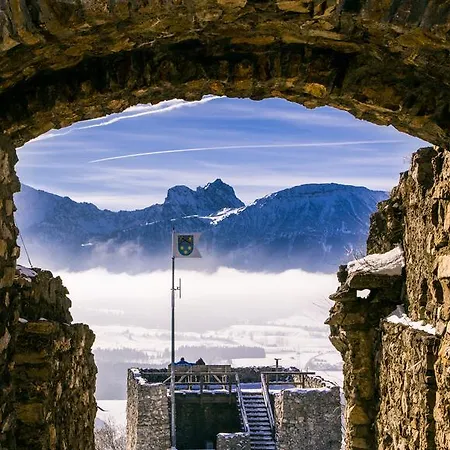 Ξενοδοχείο Christine 3*