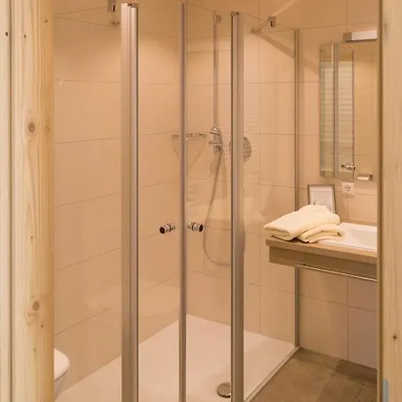 ホテル Christine アイゼンベルク