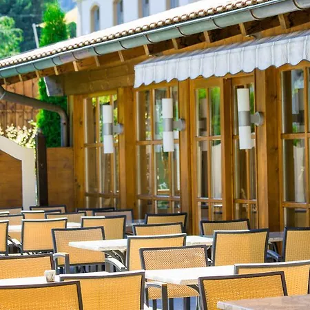 Christine ホテル アイゼンベルク